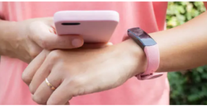rose gold Apple Watch band
